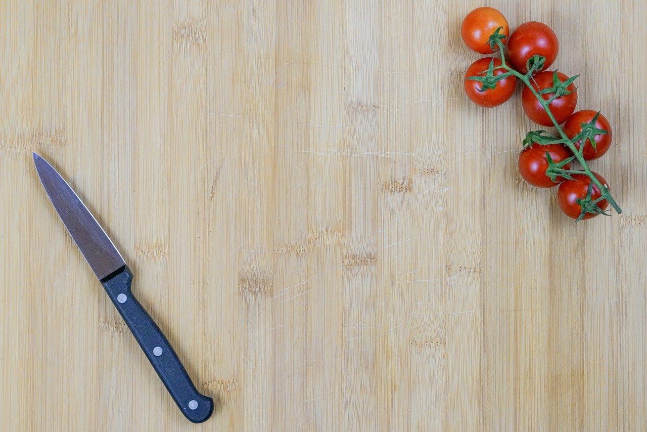 Jak projektuje się akustykę w salach restauracyjnych