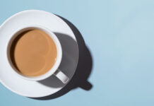 Café au lait – klasyka kawy z mlekiem, której warto spróbować Café au lait – klasyka kawy z mlekiem, której warto spróbować